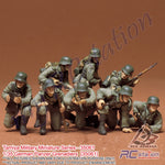 Tamiya Military Miniature Series #35061 - 1/35 German Panzer Grenadiers  [35061]